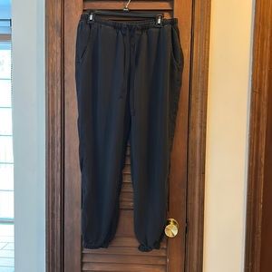 Cloth and stone pants